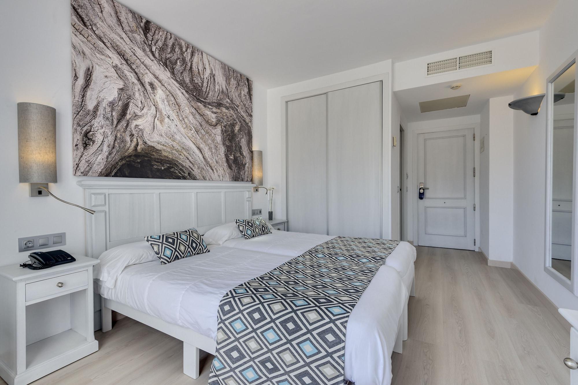Cala Millor Garden Hotel - Adults Only المظهر الخارجي الصورة