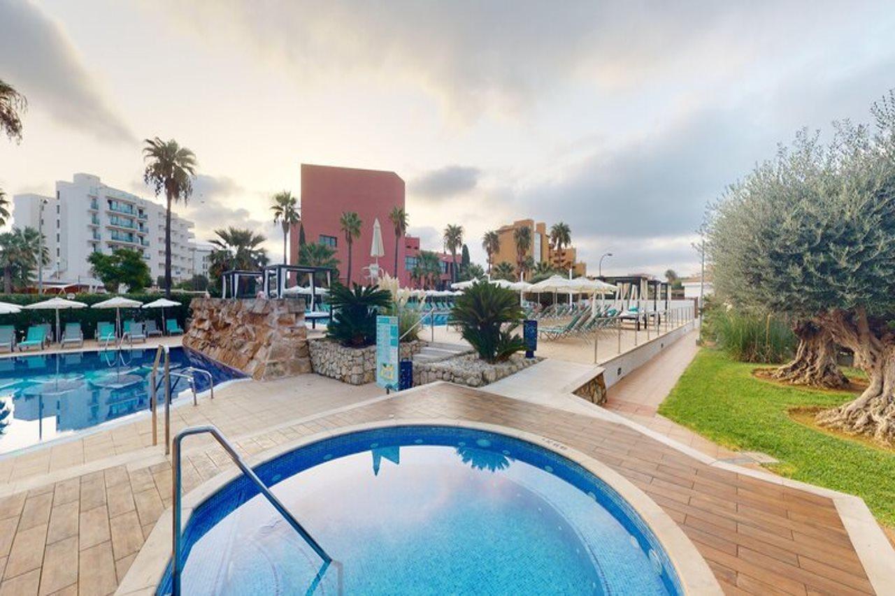 Cala Millor Garden Hotel - Adults Only المظهر الخارجي الصورة